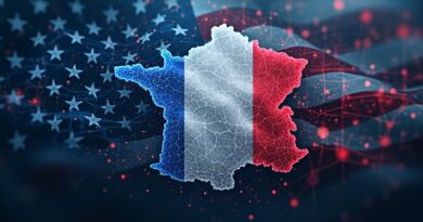 Francuska flaga spleciona z siecią neuronową; w tle cień flagi USA.