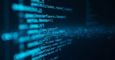 Neonowy terminal z kodem w stylu Figma, cyberpunk, granat i cyjan.